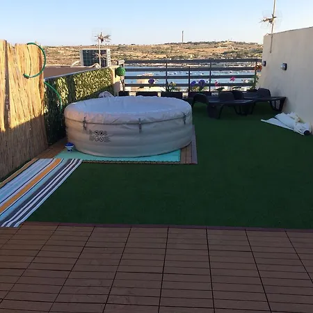 Seaview Marsascala Apartman